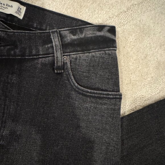 Abercrombie & Fitch The 90s Slim Straight Ultra High Rise - Short - Picture 5 of 11